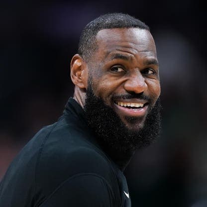 NBA：LeBron James 下一队